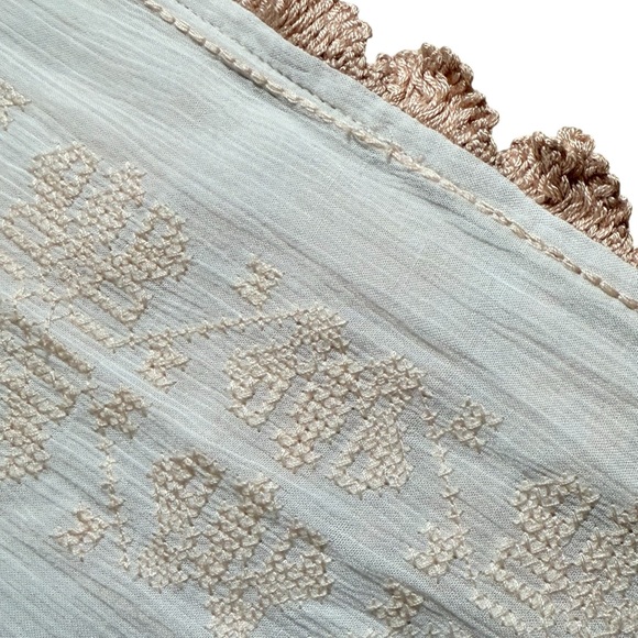 Jonathan Simkhai semi-sheer off white
Embroidered Side Slit Pants Size Small - Picture 9 of 12